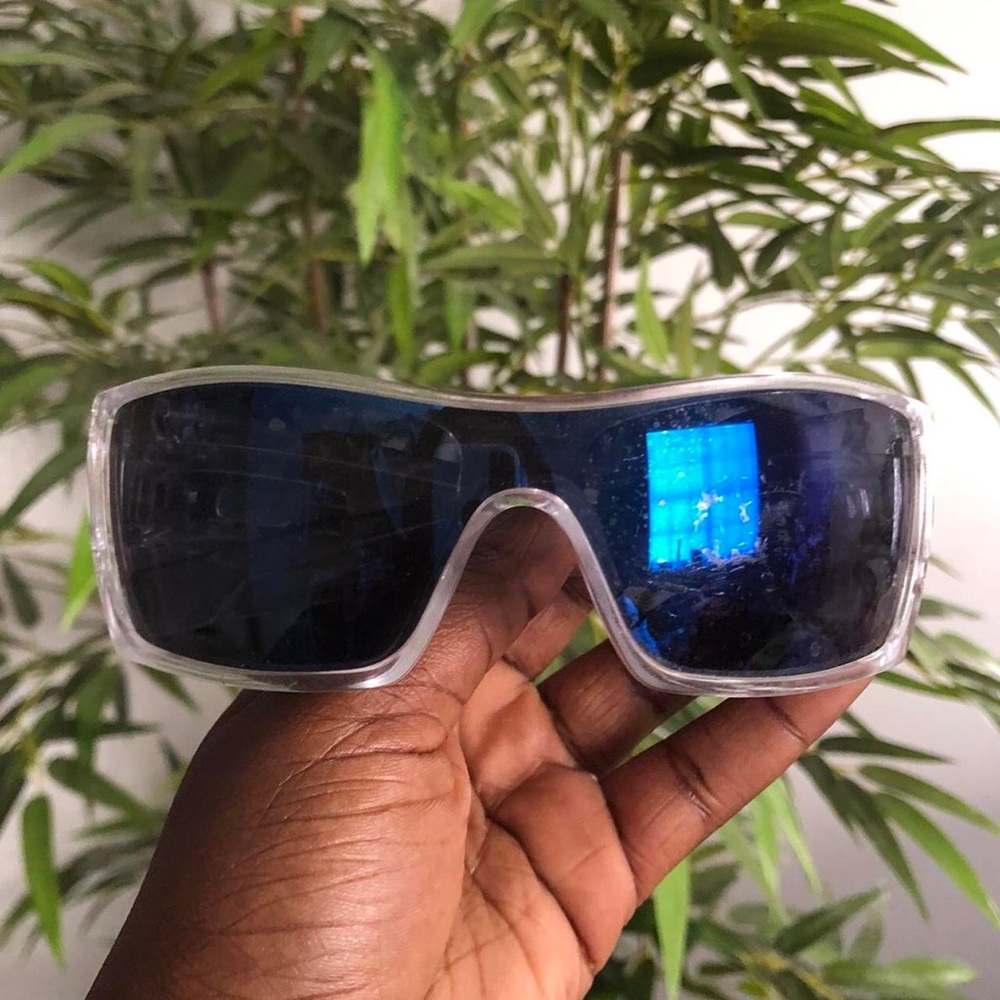 Oakley Batwolf OO9101-07 127 Clear Frame Blue Lens Wrap Around Sunglasses USA